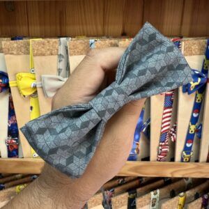 1. Lazo de corbata gris con patrón geométrico para niños y adultos.