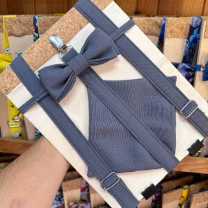 1. accesorios para bodas en gris, pajarita y cinturón a juego, hecho a mano y con materiales de calidad.