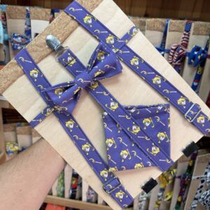 1. Diadema y cinturón de tela con estampado de Sailor Moon en azul.