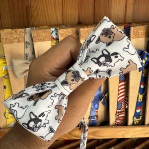 1. Lazo para cabello con estampado de perros y colores neutros, ideal para accesorios para niñas y mujeres.