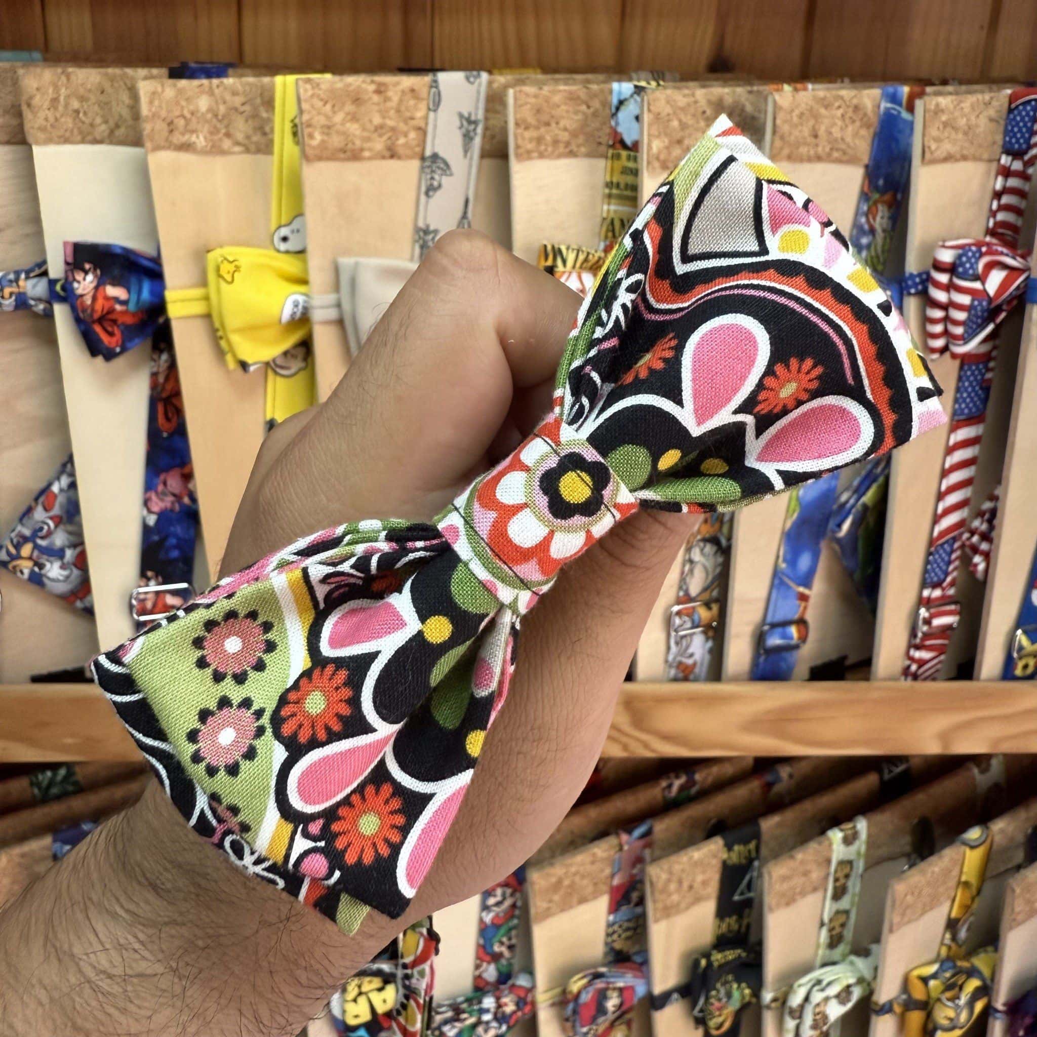 Retro Floral Negro