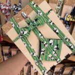 Cinta de panda con estampado divertido, ajustable y resistente para mascotas y niños.
