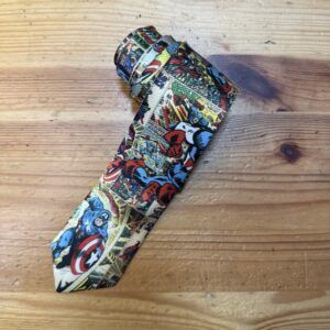 Cinta de tela con motivos de superhéroes Marvel para niños y niños, ideal para manualidades y regalos.