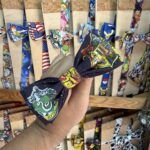 Cinta de pañuelo con personajes de Harry Potter y estampados de comics.