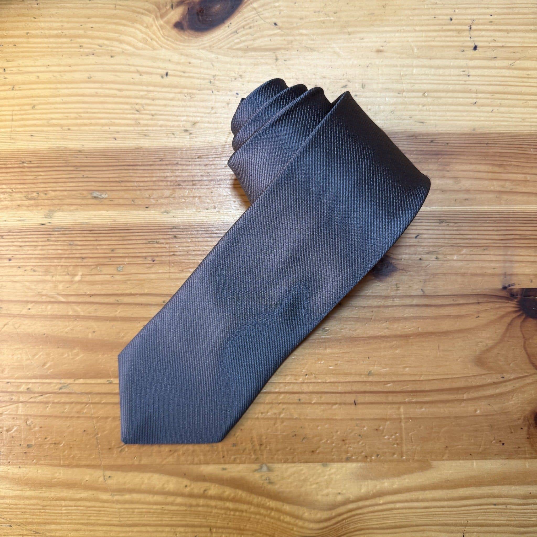 Corbata negra de seda para hombre, elegante y formal, accesorios de moda para trajes.