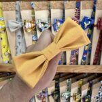 Lazada de vídeo de color amarillo con nudo, accesorios para mascotas, estilo divertido y cómodo.