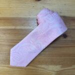 1. Pañuelo de seda rosa con estampado paisley para mujer y accesorios de moda.