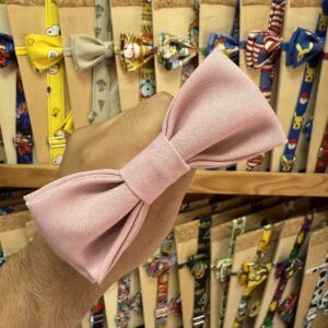 1. Lazo de tela rosa suave para cabello o accesorios de moda.