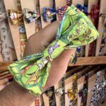 1. Lazo de tela con estampado de Tortugas Ninja para mascotas o niños.