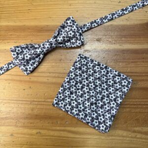 Corona de lazo con estampado de fútbol, elegante y original para accesorios de moda.