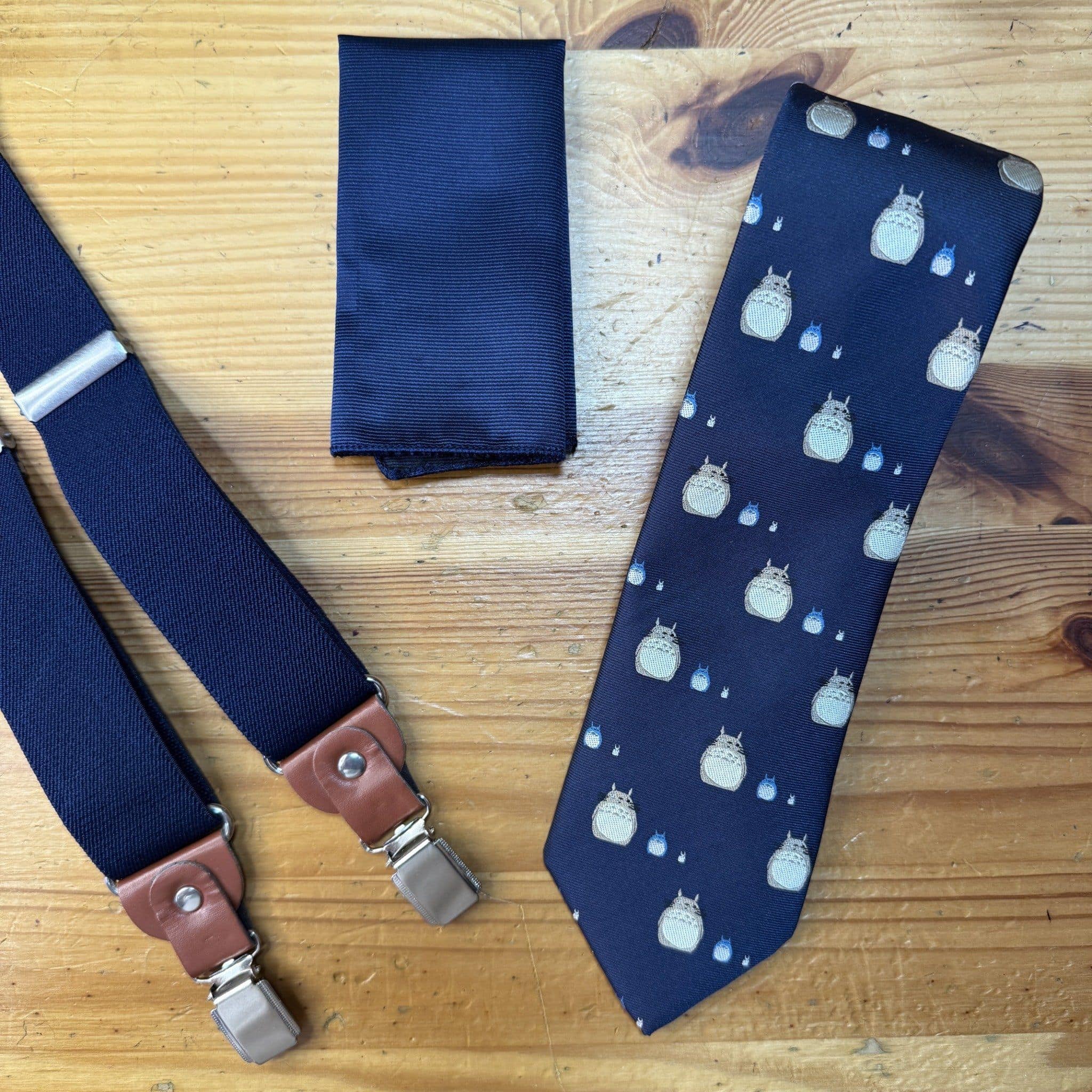 Corbata azul con personajes de Totoro, accesorios de moda moda masculina, estilo japonés, diseño único.
