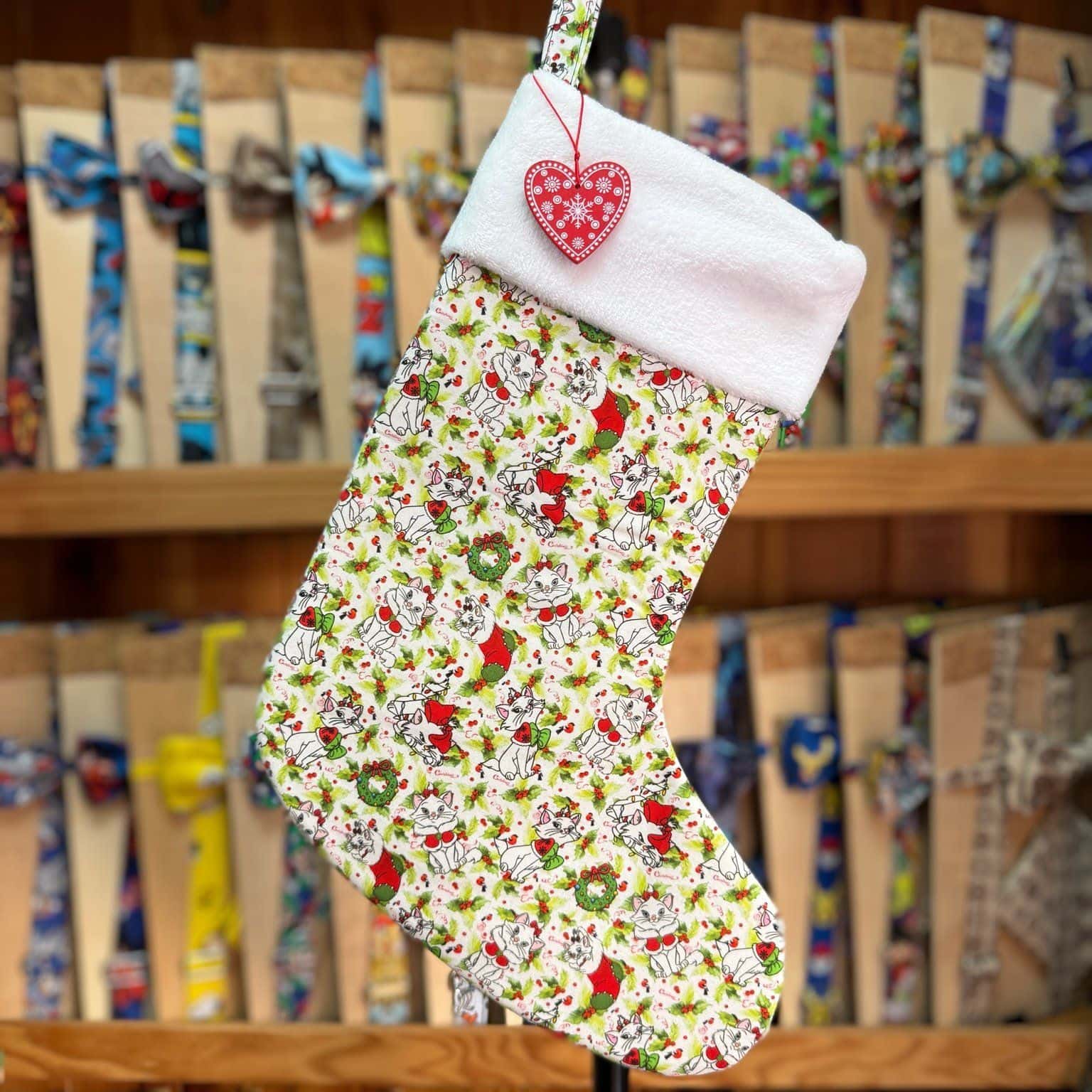 Botín navideño con duendes y renos, tela de algodón para regalo y decoración festiva.