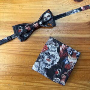 1. Diadema y mascarilla de Halloween con ilustraciones de día de muertos y calaveras.