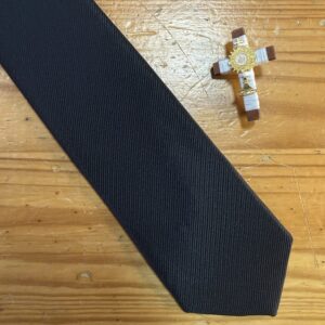 Negro – Cruz Blanco