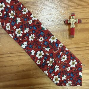 Rojo Floral – Cruz Rojo