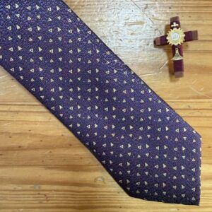 Morado– Cruz Granate